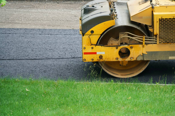 Best Interlocking Driveway Pavers  in Little Canada, MN